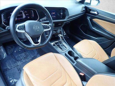 Used 2023 Volkswagen Jetta SEL FWD image 10