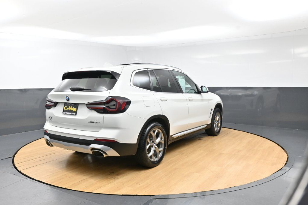 Used 2023 BMW X3 xDrive30i AWD/4WD image 7