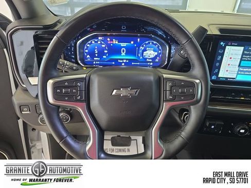 Used 2024 Chevrolet Silverado 1500 RST w/ Rally Edition AWD/4WD image 15