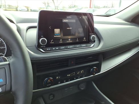 New 2026 Nissan Rogue SV image 9