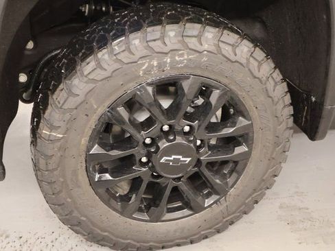 New 2026 Chevrolet Silverado 3500 LT w/ Trail Boss Package image 6