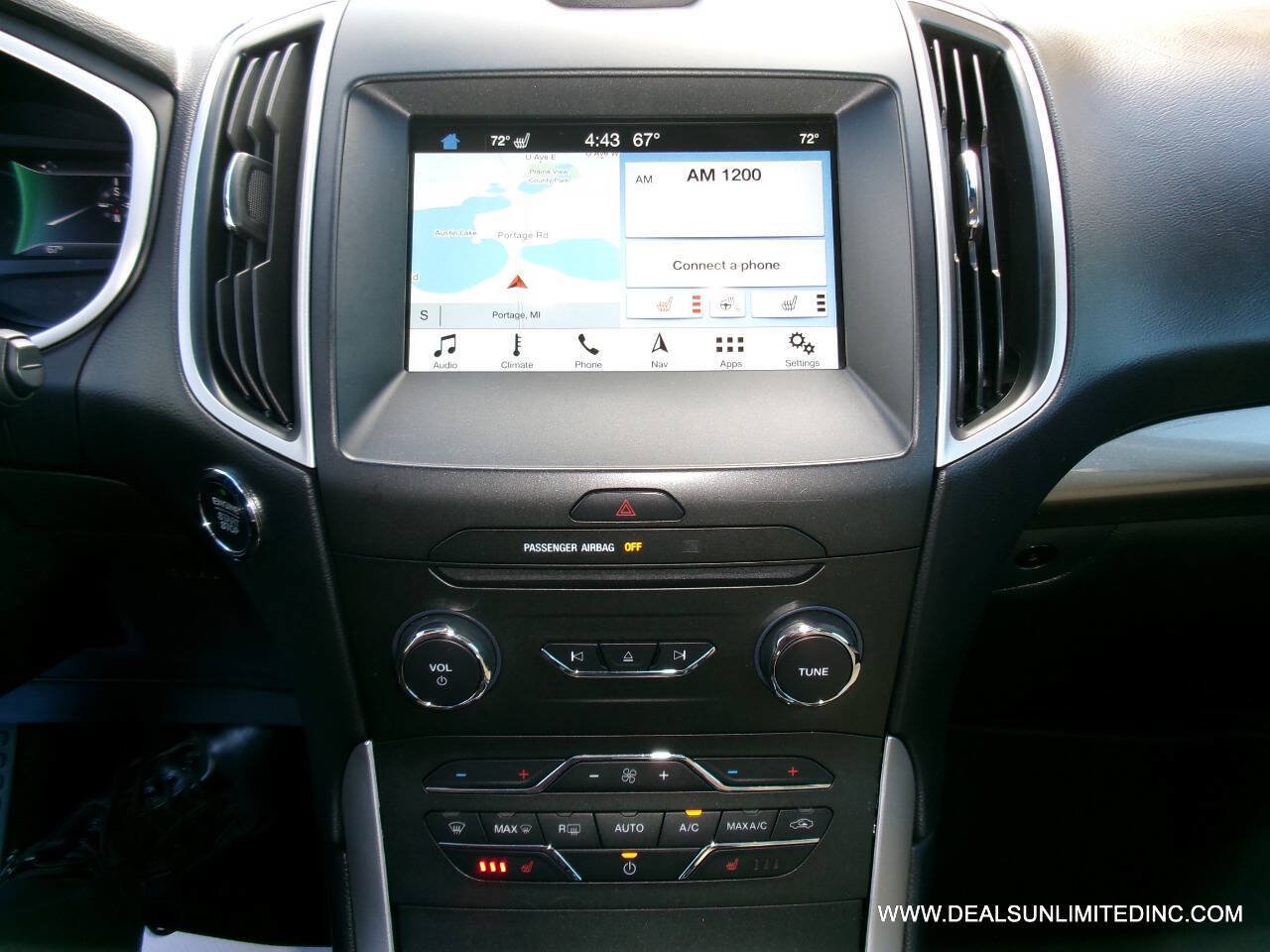 Used 2018 Ford Edge SEL w/ Equipment Group 201A AWD/4WD image 9