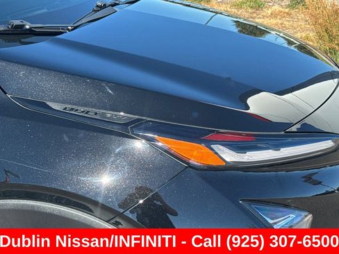 Used 2023 Chevrolet Bolt EUV LT FWD image 45