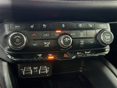 Used 2021 Dodge Durango R/T w/ Blacktop Package image 10