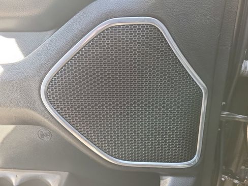 Used 2022 RAM 1500 Laramie image 18