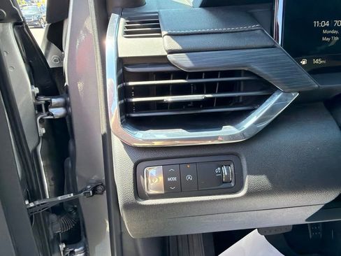 Used 2025 GMC Acadia Elevation FWD image 19