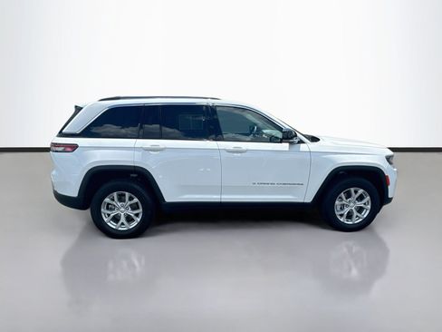 Used 2023 Jeep Grand Cherokee Limited AWD/4WD image 8