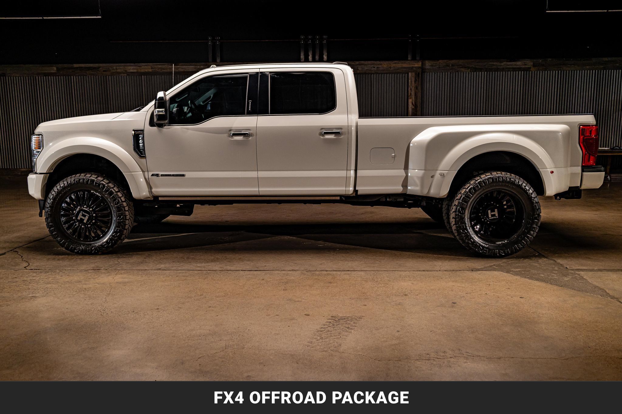 Used 2022 Ford F450 Platinum w/ FX4 Off-Road Package AWD/4WD image 6