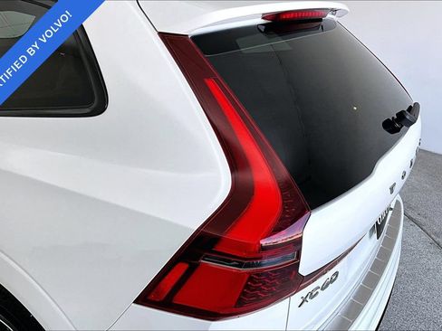 Certified 2026 Volvo XC60 B5 Plus AWD/4WD image 39