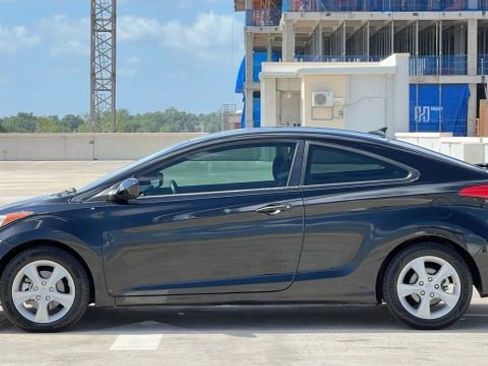 Used 2013 Hyundai Elantra image 60