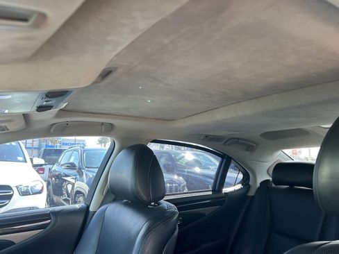 Used 2013 Lexus LS 460 image 42