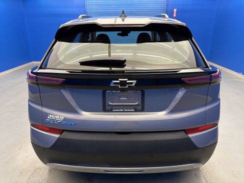 Used 2023 Chevrolet Bolt EUV LT w/ Driver Confidence Package image 6