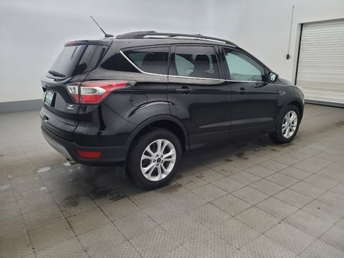 Used 2017 Ford Escape SE w/ Equipment Group 201A image 10
