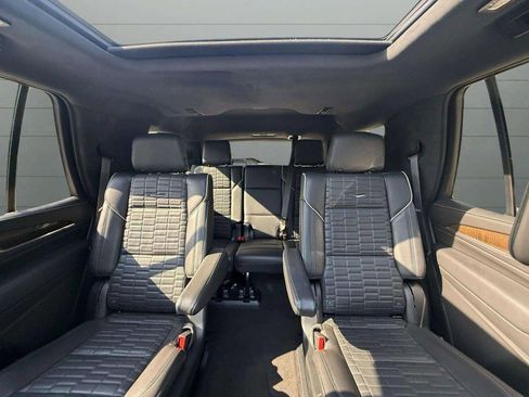Used 2023 Cadillac Escalade Sport Platinum RWD image 59