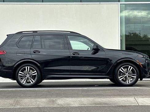 New 2026 BMW X7 xDrive40i w/ Executive Package image 2