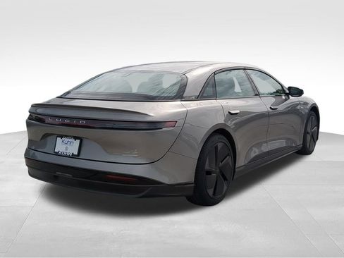 Used 2024 Lucid Air Touring AWD/4WD image 3