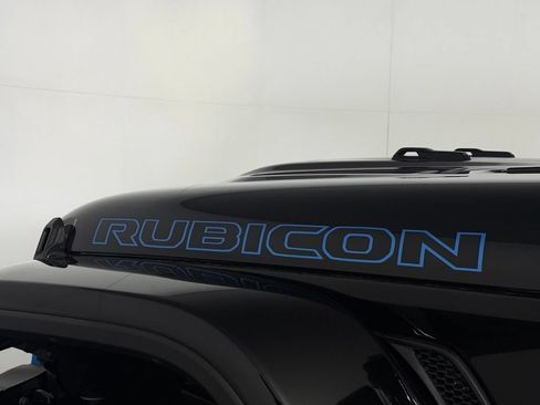 Used 2024 Jeep Wrangler Unlimited Rubicon 4xe AWD/4WD image 11
