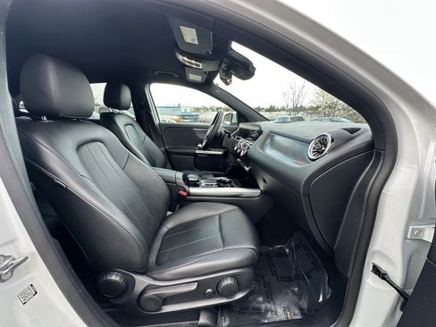 Used 2022 Mercedes-Benz GLA 250 4MATIC w/ Premium Package Lite image 22