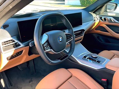 Used 2025 BMW i4 eDrive40 w/ Premium Package image 17