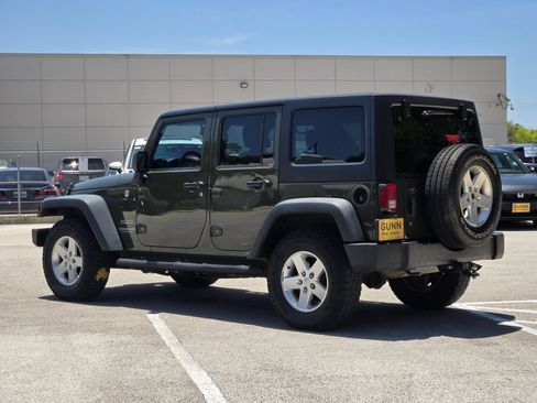 Used 2015 Jeep Wrangler Unlimited Sport w/ Quick Order Package 24S AWD/4WD image 5