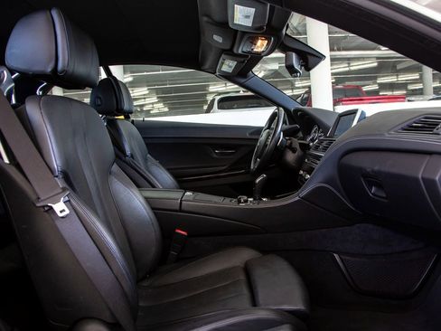 Used 2013 BMW 650i xDrive Convertible image 18