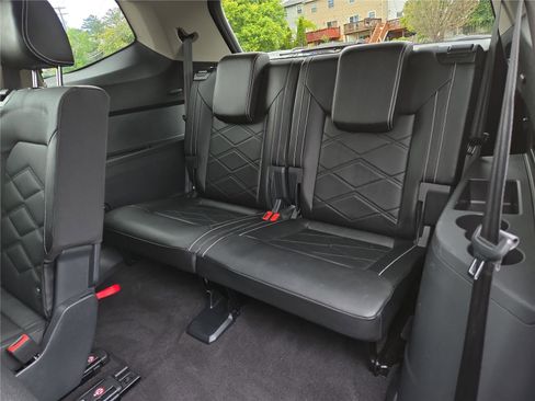 Certified 2024 Volkswagen Atlas SE AWD/4WD image 23