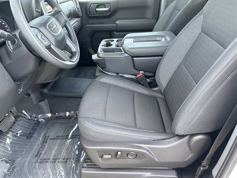 Used 2024 GMC Sierra 1500 Pro w/ Pro Value Package image 10