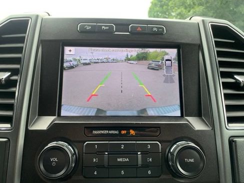 Used 2018 Ford F150 XLT w/ Equipment Group 301A Mid AWD/4WD image 16