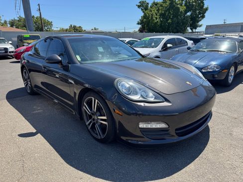 Used 2012 Porsche Panamera image 4