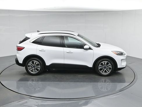 Certified 2020 Ford Escape SEL FWD image 41