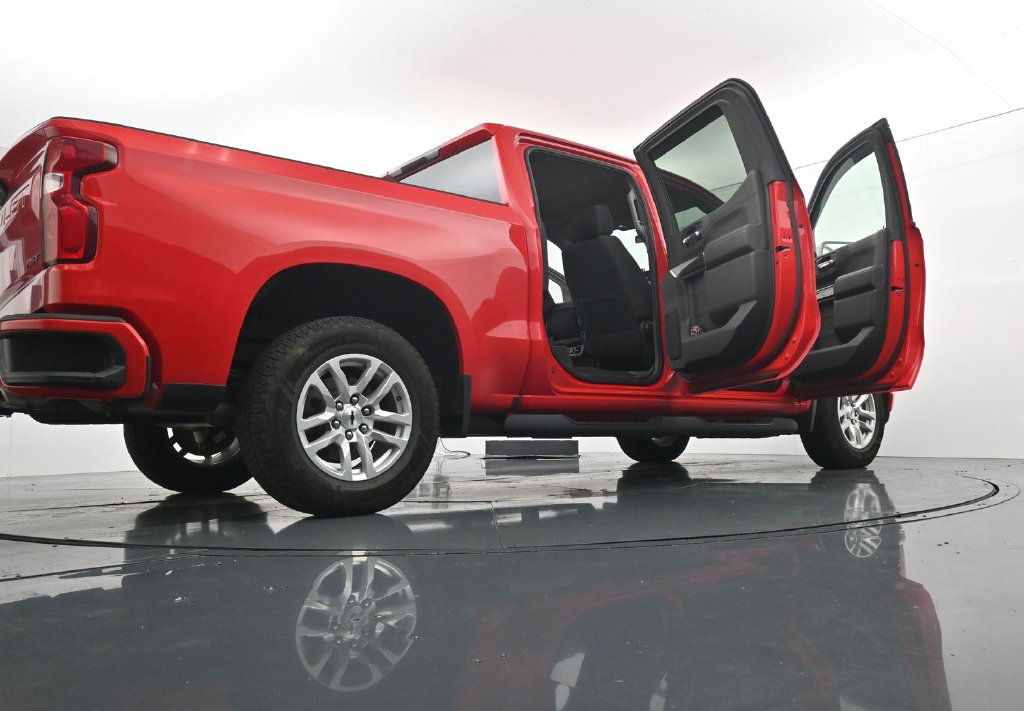 Used 2021 Chevrolet Silverado 1500 RST AWD/4WD image 29