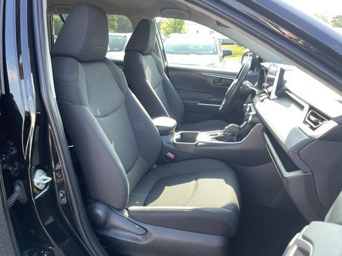 Used 2024 Toyota RAV4 LE AWD/4WD image 20