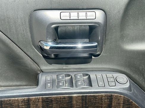 Used 2015 GMC Sierra 1500 Denali AWD/4WD image 19