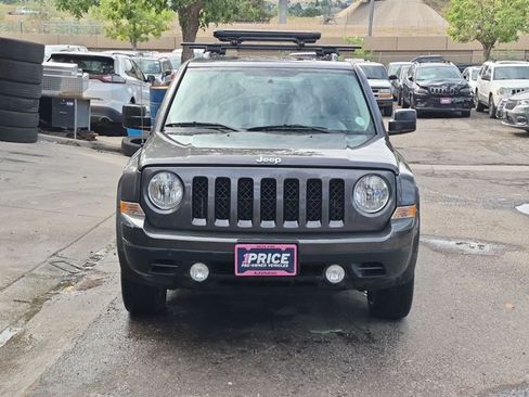 Used 2015 Jeep Patriot Latitude AWD/4WD image 2