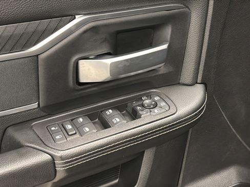 Used 2025 RAM 2500 Big Horn AWD/4WD image 20