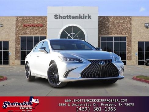 Used 2024 Lexus ES 250 w/ Premium Package image 1