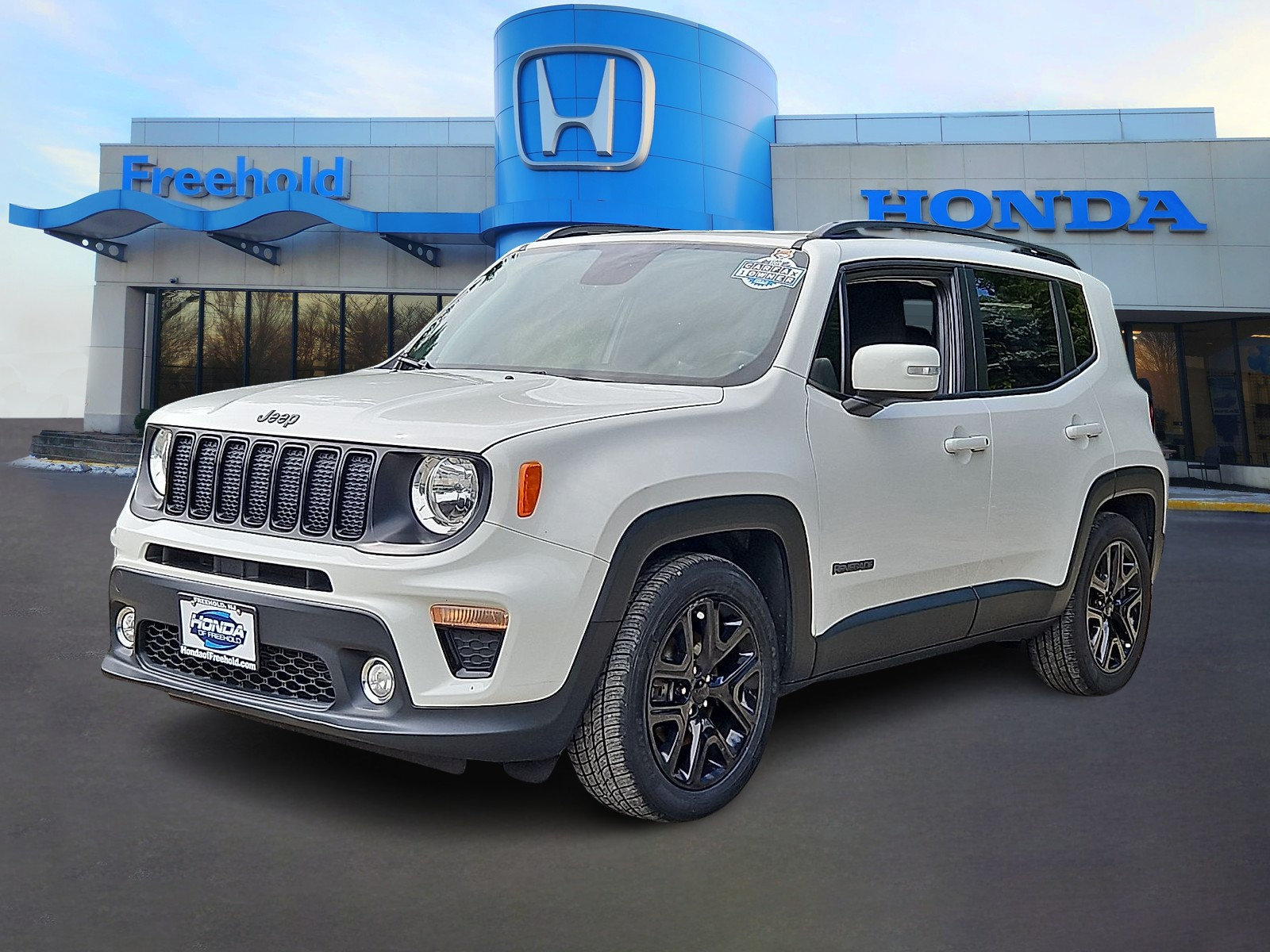 Used 2019 Jeep Renegade Altitude w/ Quick Order Package 2XM FWD image 3