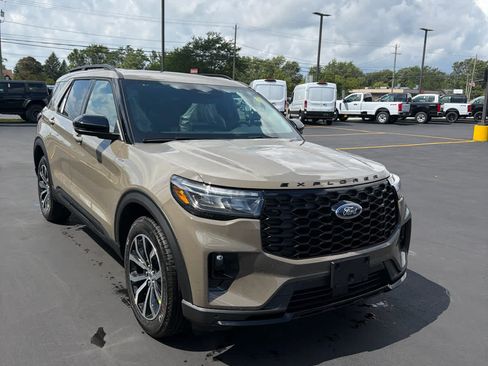 New 2026 Ford Explorer ST-Line AWD/4WD image 3
