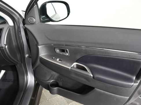 Used 2022 Mitsubishi Outlander Sport ES AWD/4WD image 39