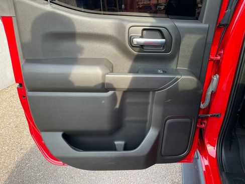 Used 2022 Chevrolet Silverado 1500 Custom w/ LPO, Dark Essentials Package image 13