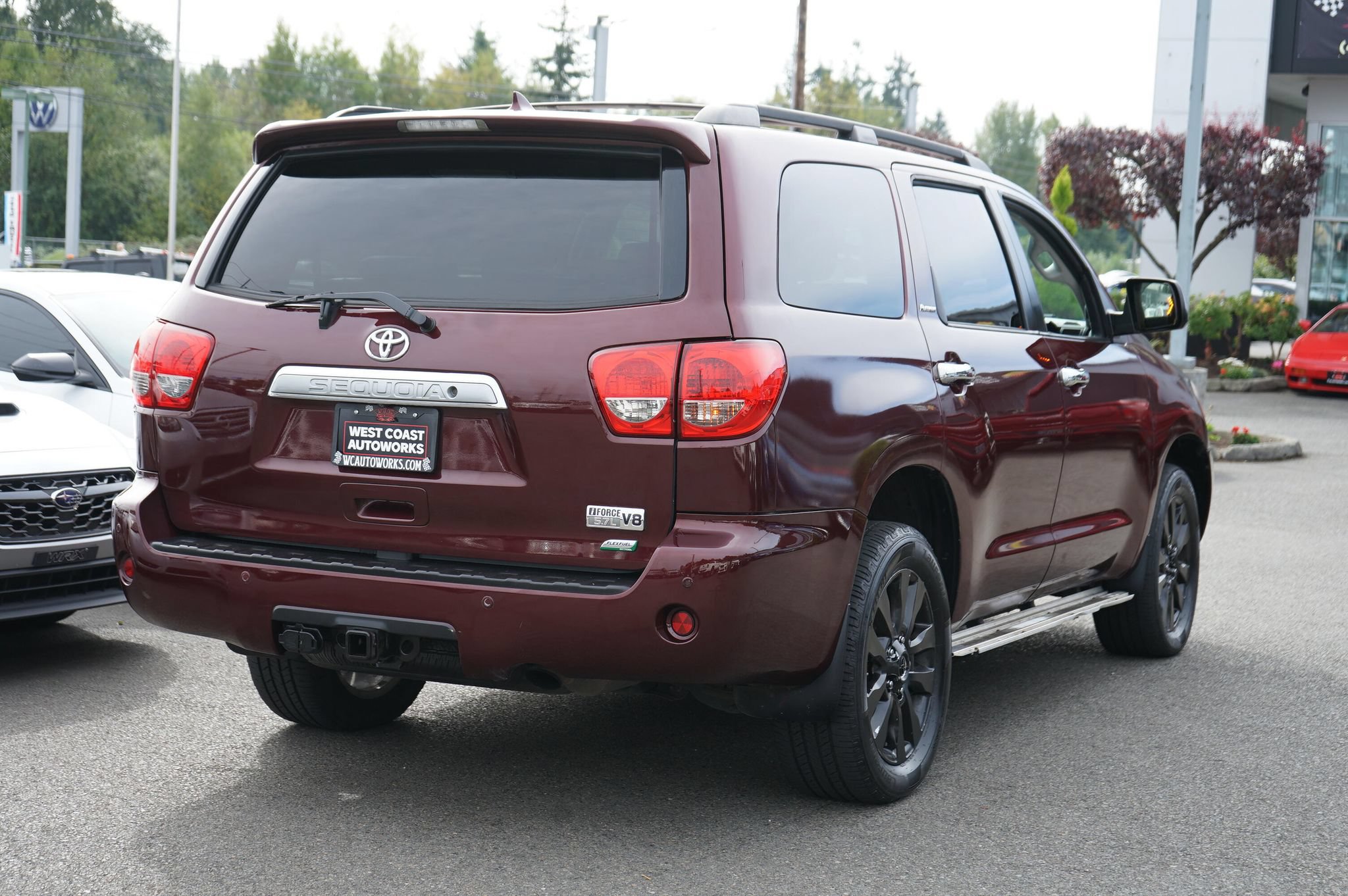 Used 2011 Toyota Sequoia Platinum AWD/4WD image 5
