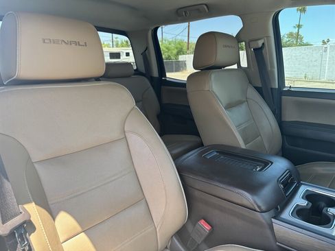 Used 2017 GMC Sierra 2500 Denali w/ Duramax Plus Package AWD/4WD image 34