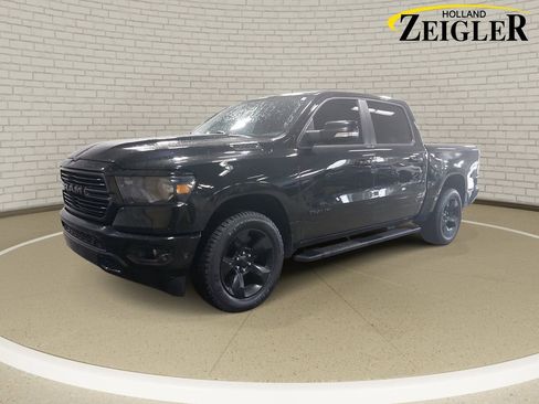 Used 2019 RAM 1500 Big Horn AWD/4WD image 1