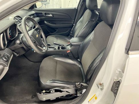 Used 2014 Chevrolet Malibu LT w/ Power Convenience Package image 19