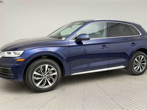 Used 2020 Audi Q5 2.0T Premium Plus w/ Premium Plus Package image 6