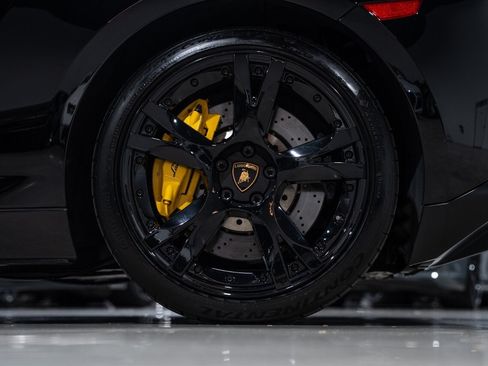 Used 2011 Lamborghini Gallardo LP 560-4 AWD/4WD image 13