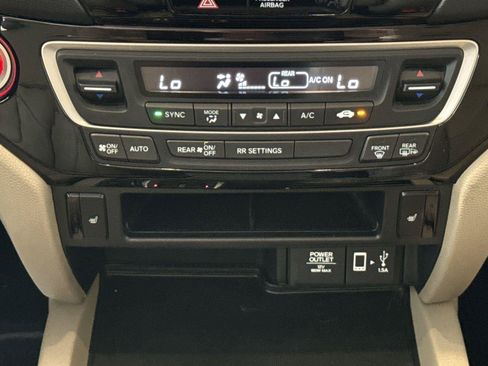 Used 2020 Honda Ridgeline RTL-E image 17