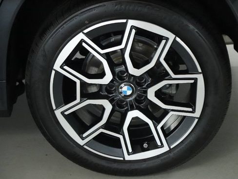 Used 2026 BMW X1 xDrive28i w/ Technology Package AWD/4WD image 42
