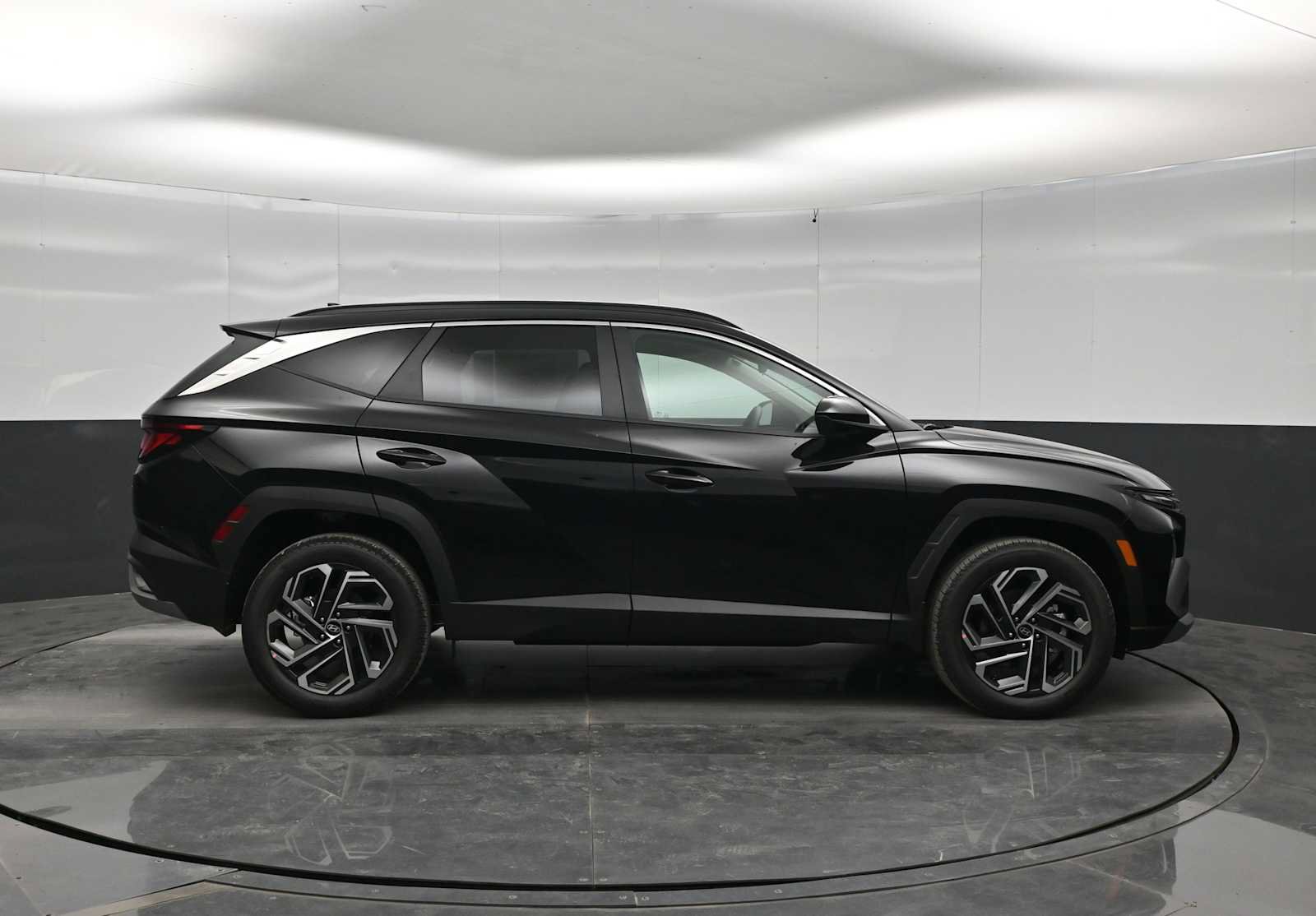 New 2026 Hyundai Tucson SEL Plus AWD/4WD image 9