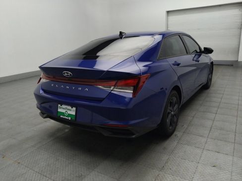 Used 2023 Hyundai Elantra SEL w/ Cargo Package FWD image 9